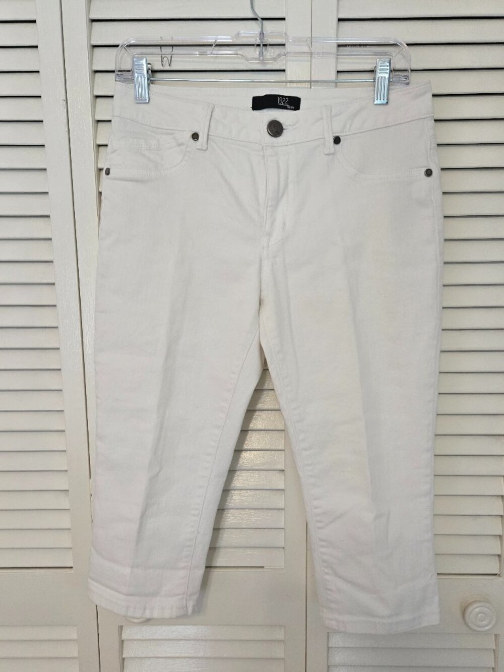 1822 Denim White Capri Jeans - Size 6
